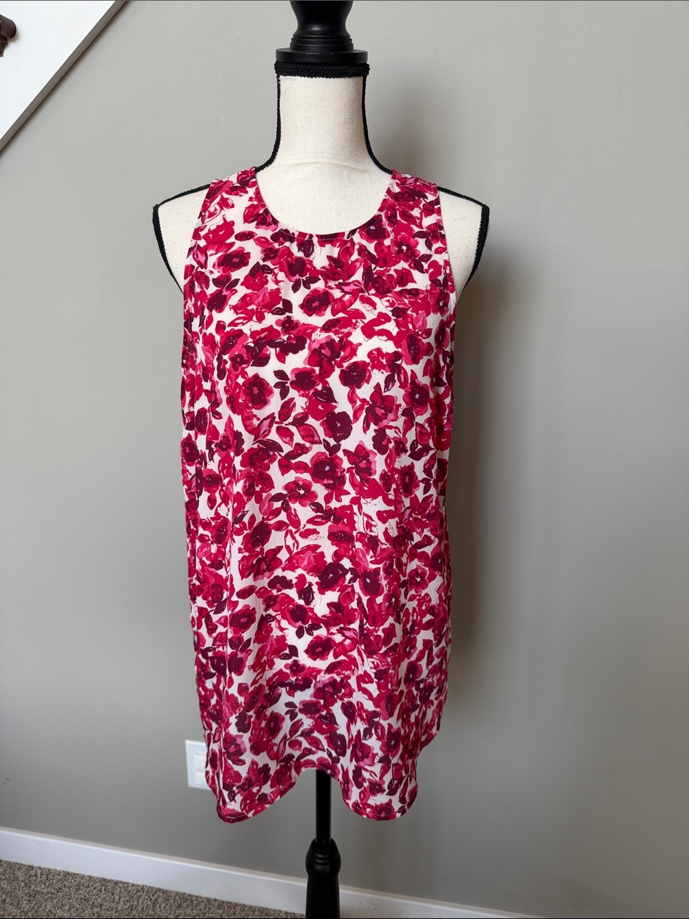 Who What Wear Sleeveless Floral Blouse